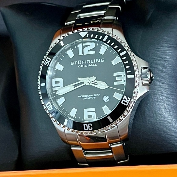 Stuhrling Aquadiver Date Sport Diver Luxury Designer Watch - Picture 4 of 7